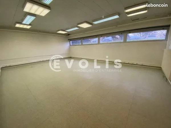 Bureaux 59 m²