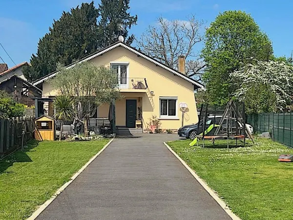 Maison Vente Valence 8p 150m² 249000€
