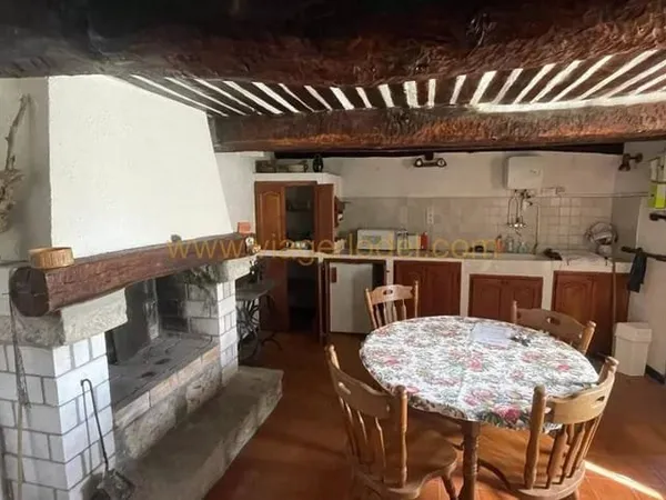 Studio 1 pièce 24 m²