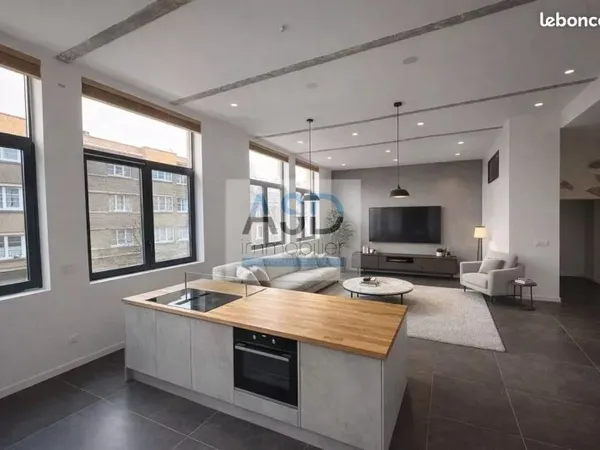 Loft/Atelier/Surface 5 pièces 154 m²