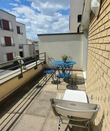 Appartement T2 avec terrasse et parking - Copropriété très calme