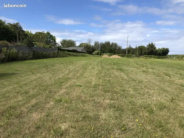 Terrain 600 m² Plougar
