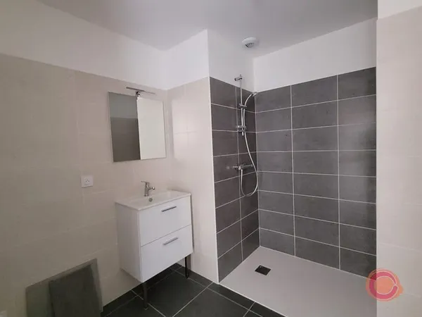 Appartement T3 dernier étage - RODEZ