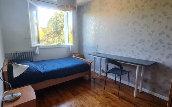 Cherche colocataire Est de Lyon