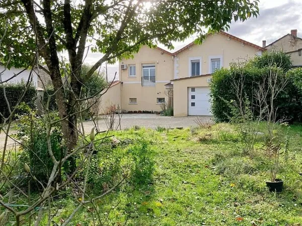 Maison 4 pièces 145 m²