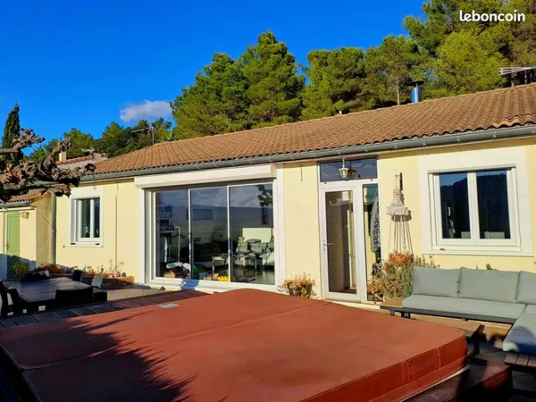 Villa 90m2 sur les hauteurs de PIERRERUE