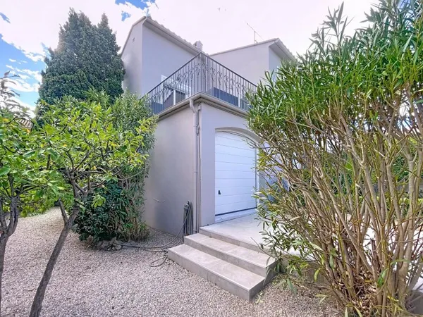VILLENEUVE DE LA RAHO- VILLA 3 FACES 101M²/Terrain environ 300m²