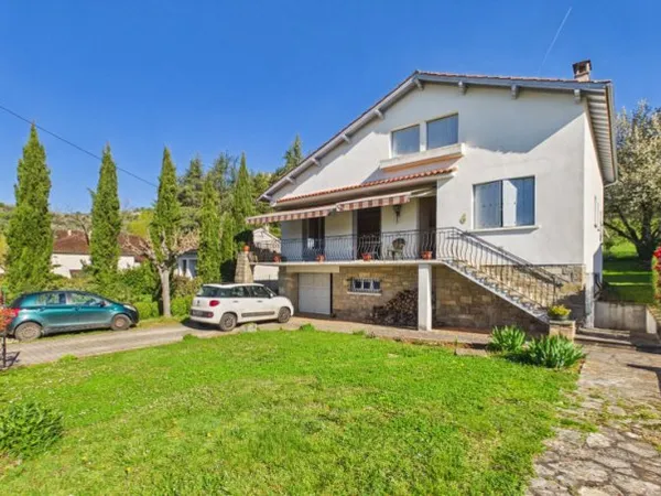 Maison 5 pièces 140 m²