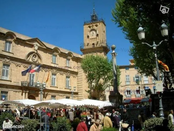 Aix en Provence 3/4 pièces - Place de la Mairie