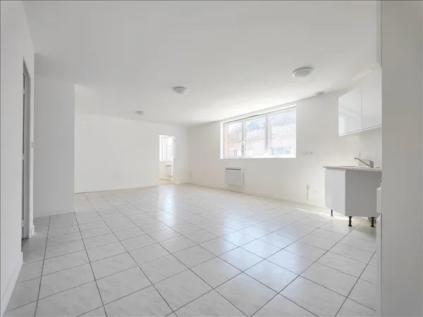 Appartement - RDC - 65 m2 - 3 pièces - Vide