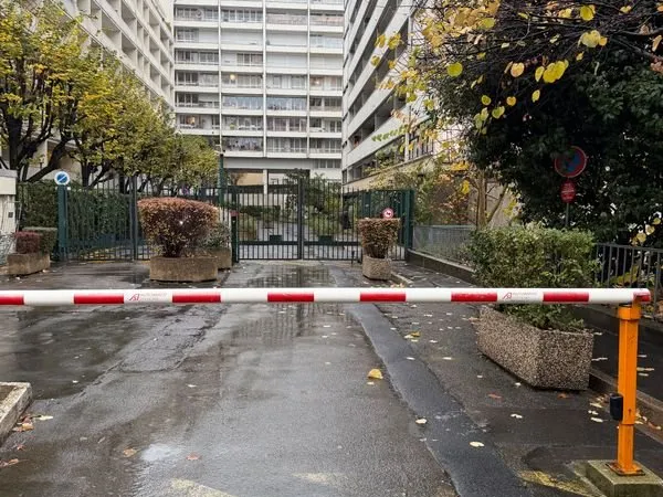 Location Parking/box 12m²
