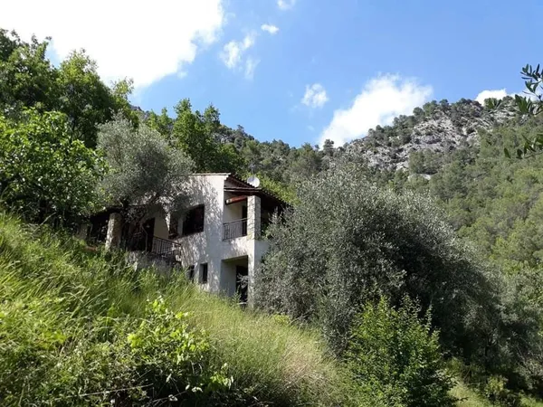Maison 3 Pièces - Terrain 6945 m²