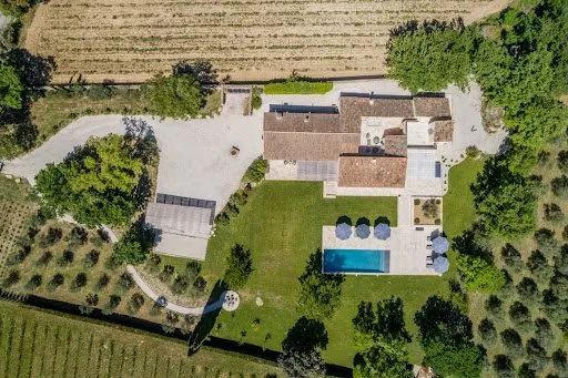 Maison 250 m²