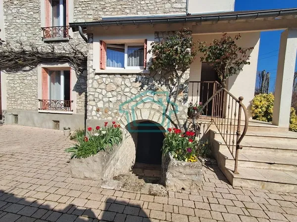 Maison de caractère 185 m2 à 5min de Beynes
