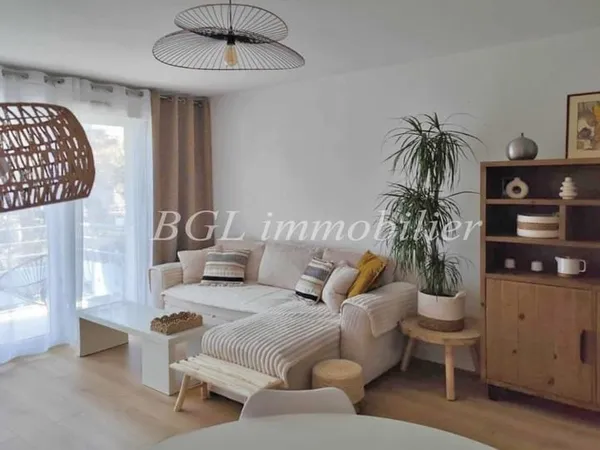 SUPERBE APPARTEMENT T2 AVEC BALCON ET PARKING