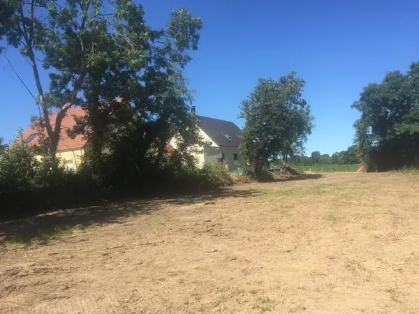 Terrain 425 m²