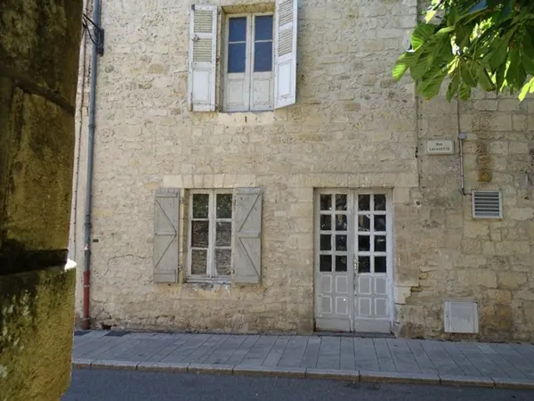 Immeuble Montignac Lascaux 4 pièce(s) 145 m2