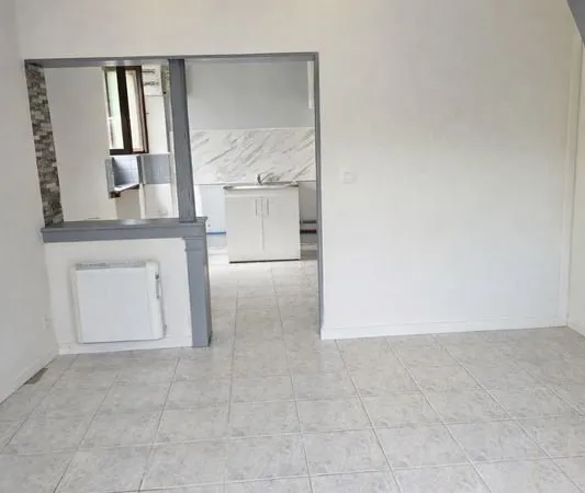 Maison T3 rénovée avec jardin - Bord de Loire