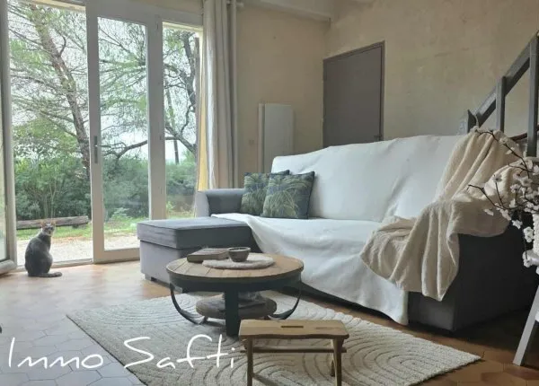 Maison au coeur de 3 hectares de forêt privée