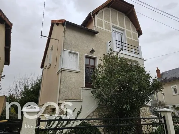 MAISON DE VILLE SUR SOUS SOL ET DEPENDANCE, SAINT DOULCHARD