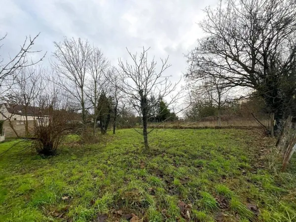 Terrain constructible 400 m²