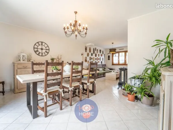Maison 5 pièces 94 m²