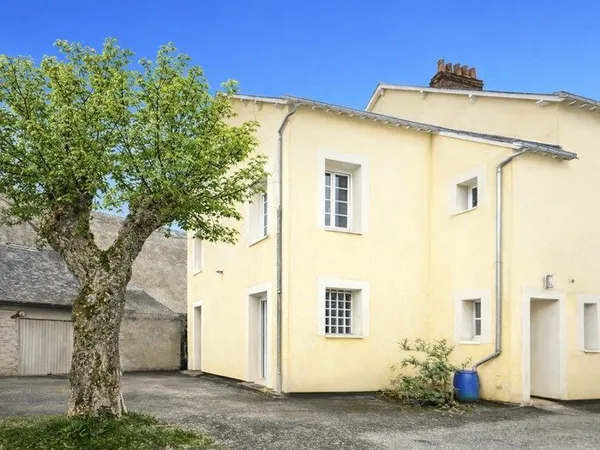 Maison de caractère avec locatif indépendant