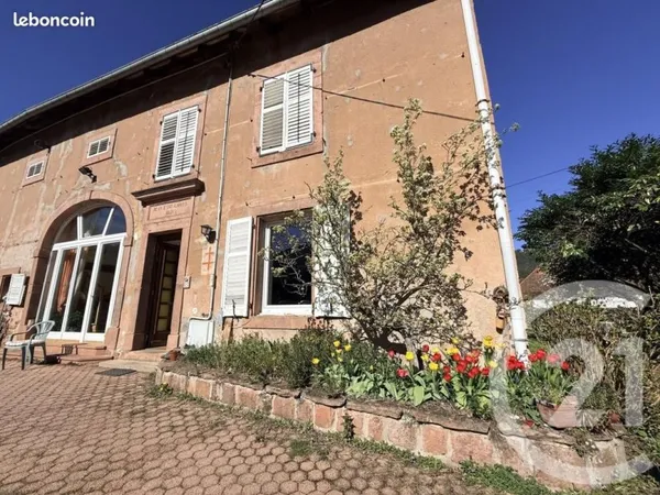 Maison 9 pièces 200 m²
