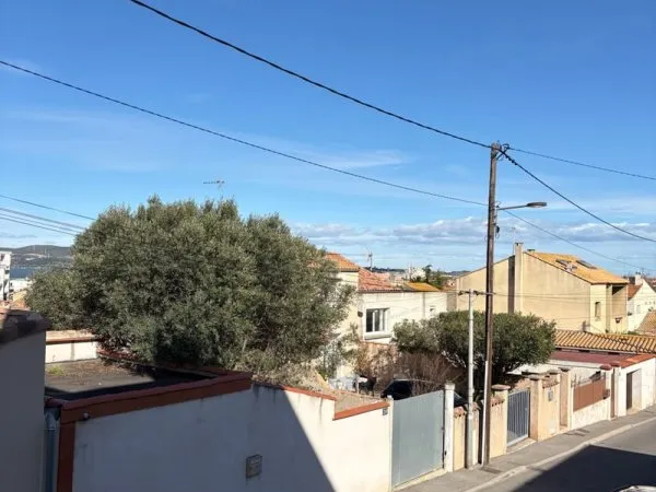 A louer A Sète F3 proche du quartier des Puces
