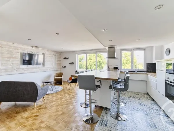 Appartement 5 pièces 103 m²