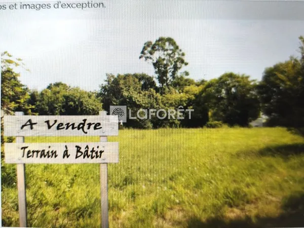 Terrain 966 m²