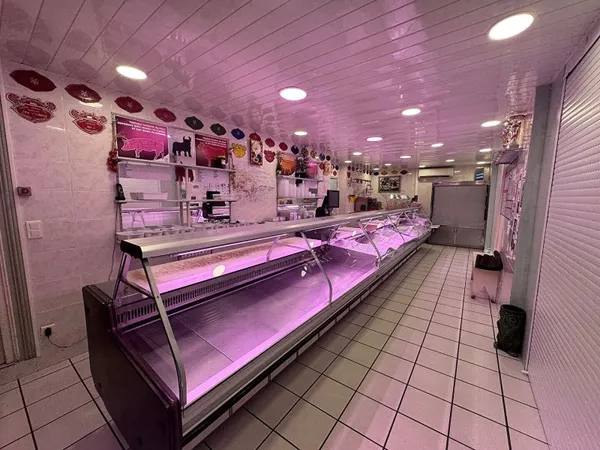 Fonds de commerce 4 pièces 220 m²