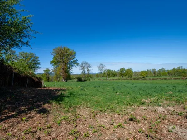 Terrain 2577 m²