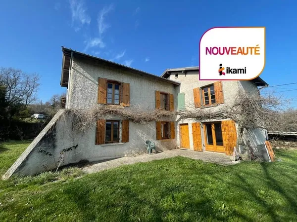 FERME DE 130 M2 SUR 2.5 HA DE TERRAIN ATTENANT AVEC VUE PANO