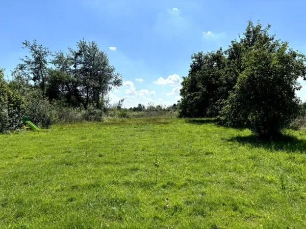 Terrain 500 m²