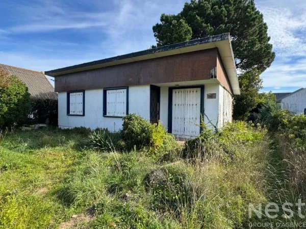 SAINT-PIERRE-QUIBERON - Petite maison à vendre à 300 mètres des plages de la baie !