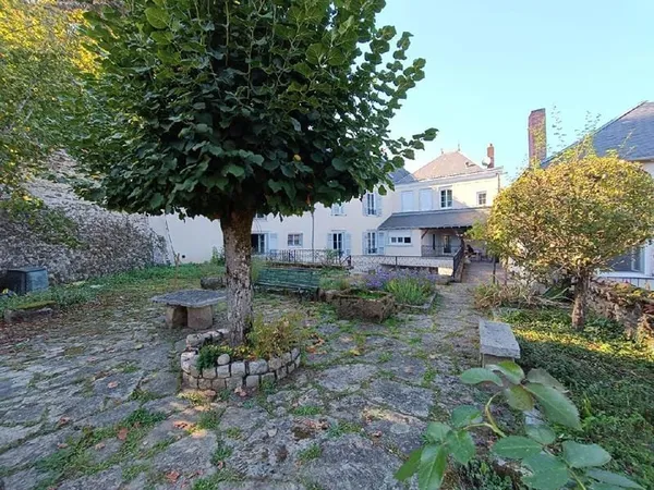Appartement de luxe Vente Aixe-sur-Vienne 14p 278m² 330750€