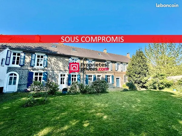 Maison 10 pièces 271 m²