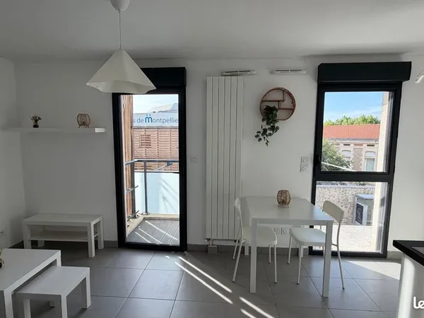 Emplacement IDEAL pour ce studio meublé de 23,50 m2 Coeur ST Eloi - facultés