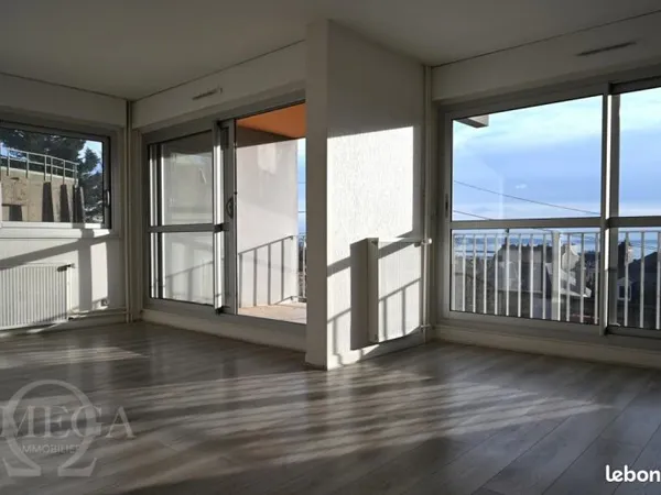 Appartement 3 pièces 77 m²