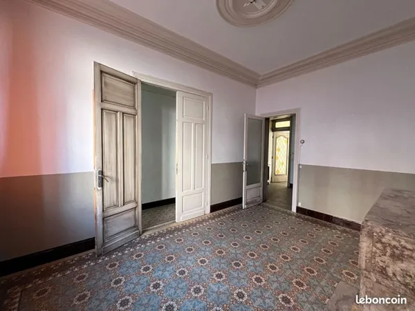 Maison 10 pièces 250 m²