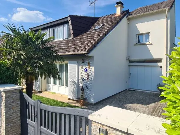 Maison 7 pièces 177 m²