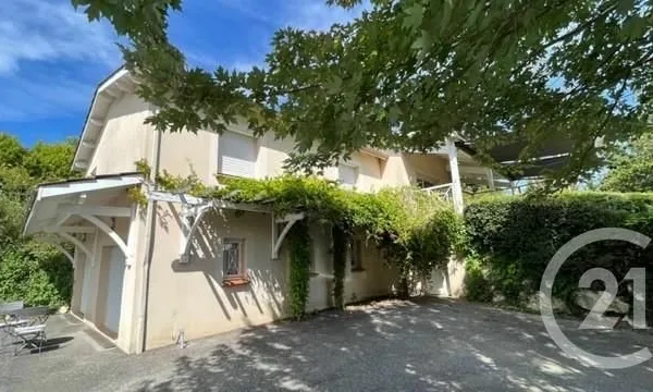 Maison 7 pièces 151 m²