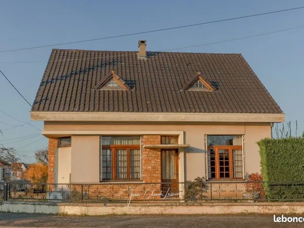 Maison 6 pièces 145 m²