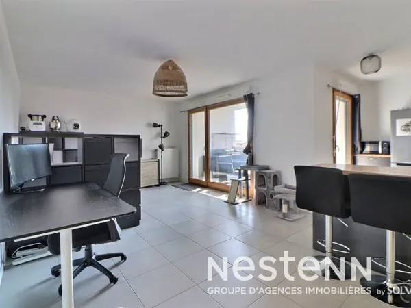 Saint Priest Revaison, Appartement T3, 70m2, terrasse, stationnement et garage