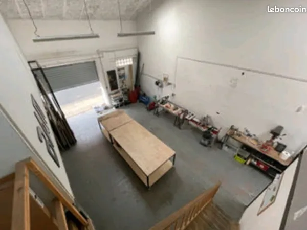 Atelier menuiserie artisan à partager