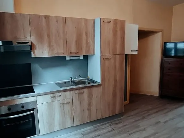 T2 meublé ENTIÈREMENT RESTAURÉE...
