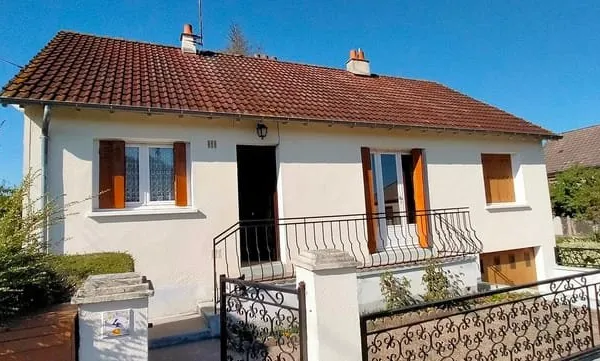 SOUS COMPROMIS !!!Maison individuelle de 82 m2, 3 chambres, garage, terrain clos de 561 m2