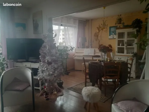 Vends appartement f3 dans bel immeuble (les Aiglons) EPINAL