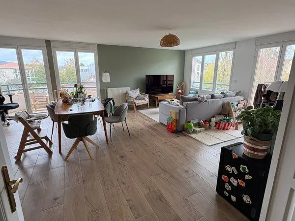 Appartement 106m2 Divonne spacieux et lumineux